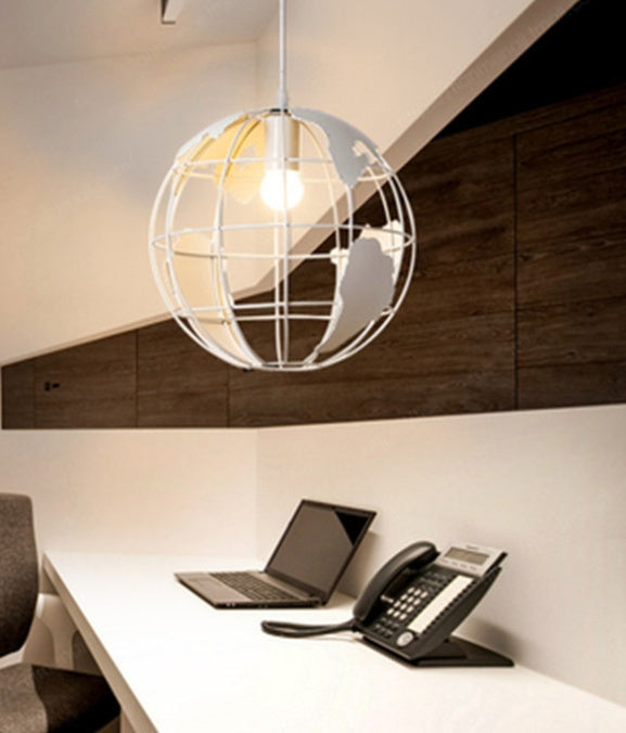 Globe incandescent lamp