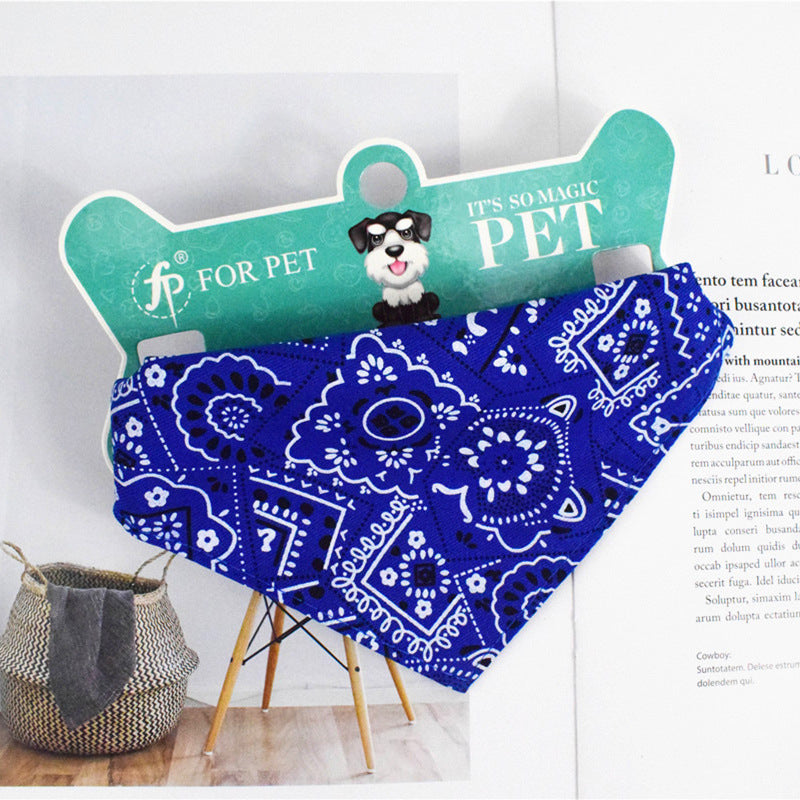 Pet Saliva Towel Retractable Triangle Scarf Collar Printed Triangle Saliva Towel Pet Supplies