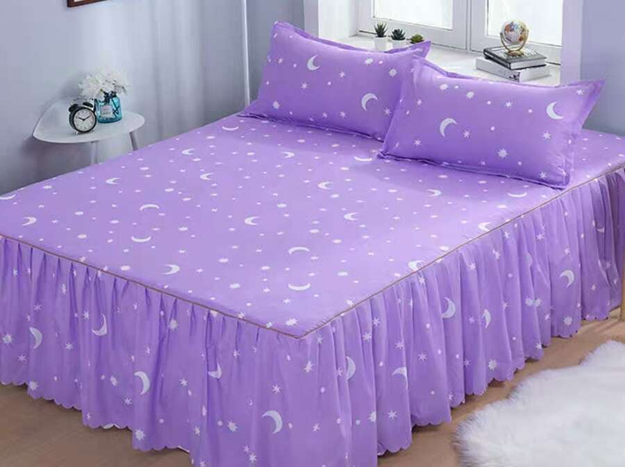 Woolly Bed Skirt Pillowcase Bedding Set