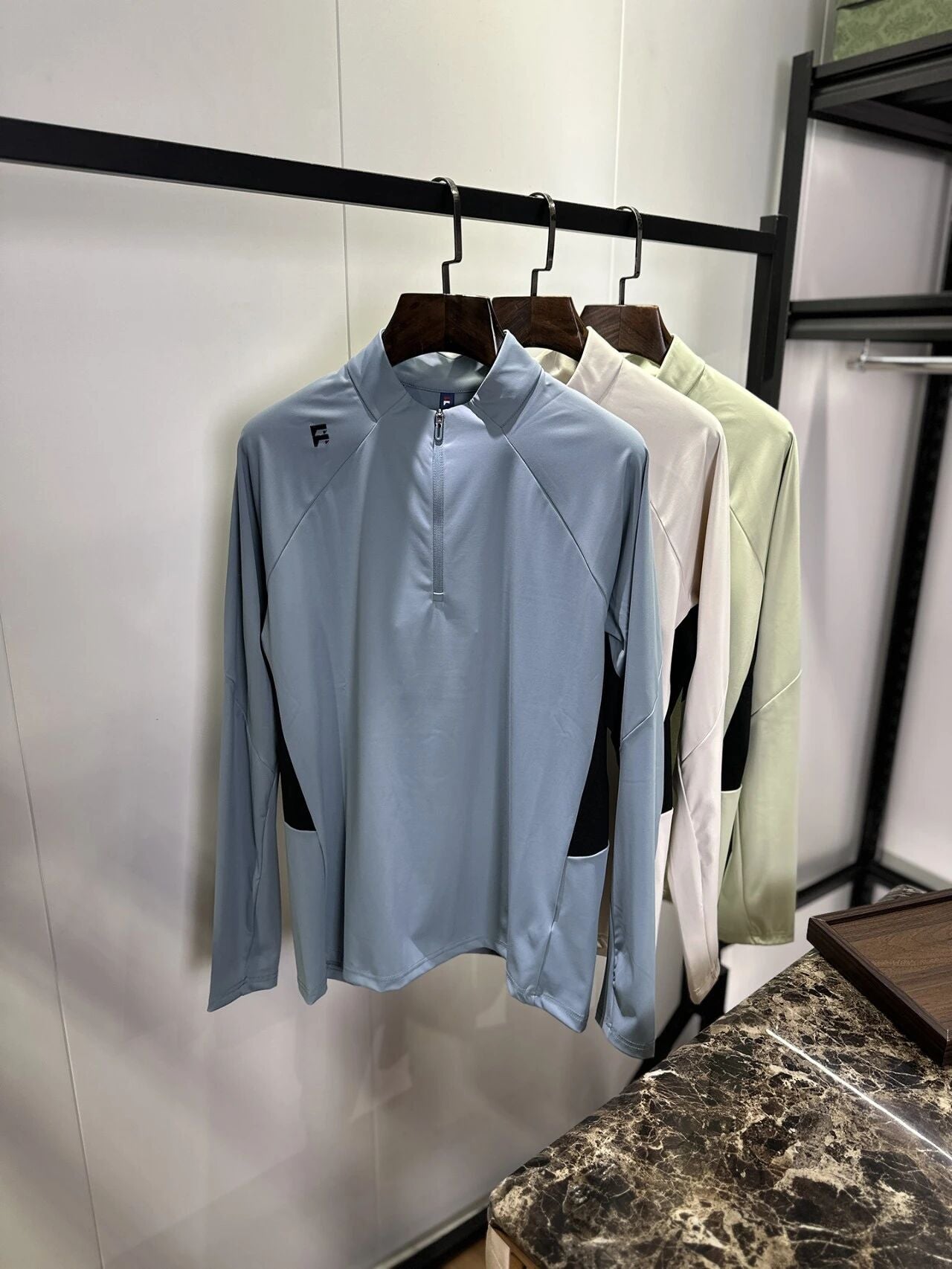 Men's Half Zip Stand Collar Long Sleeve T-Shirt Quick Dry Breathable Color Block Athletic Top With Side Pockets UPF Sun Protection Outdoor Running Hiking Cycling Gym Performance Pullover