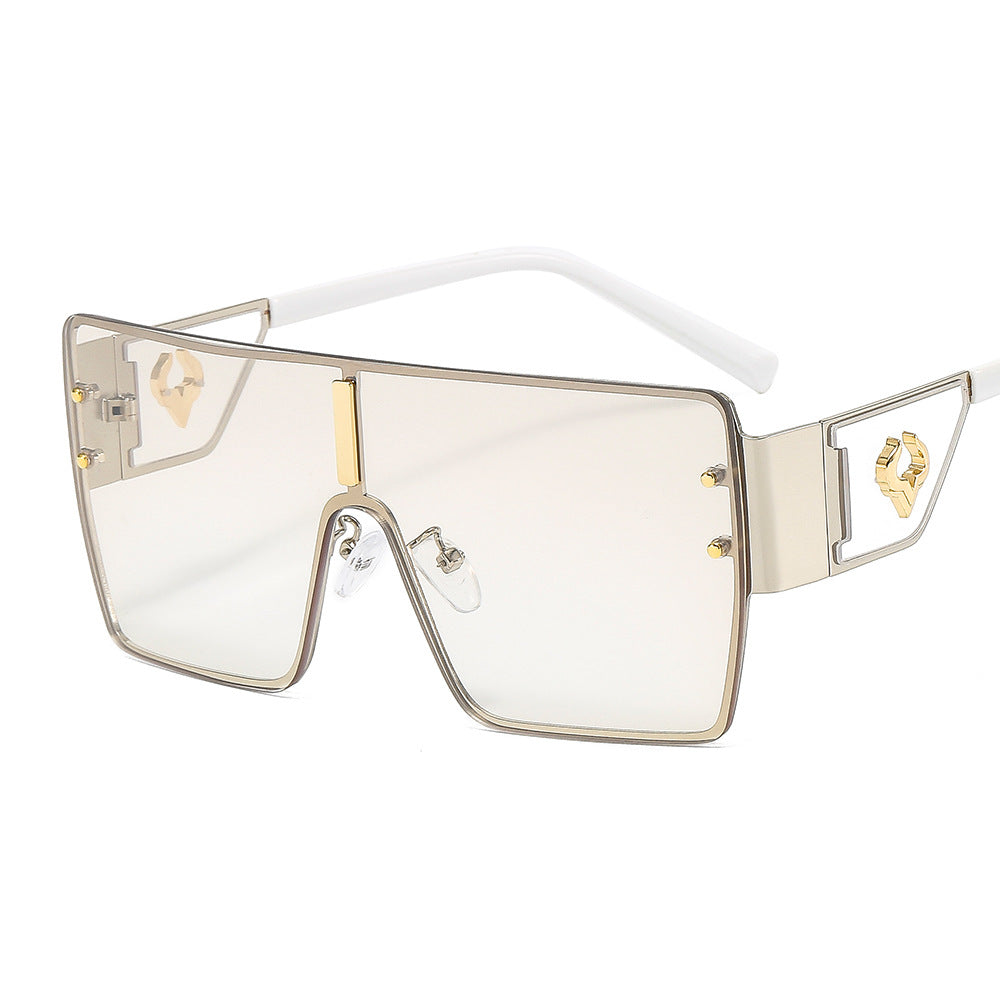 European And American Oversized One-piece Metal Sunglasses With Ox-head EmbellishmentVintage Style