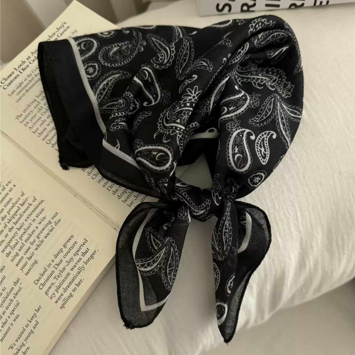 Korean-style Cashew Flower Cotton-Linen Square Scarf For Women