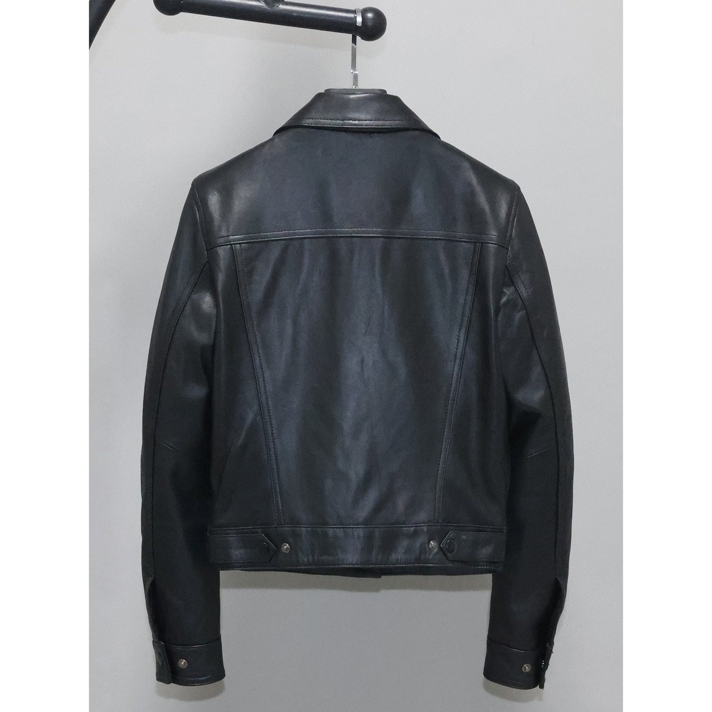 Womens Slim-fit Short Full-Grain Sheepskin Leather Jacket