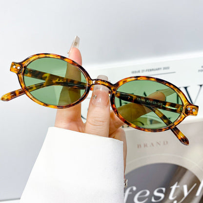 Retro Oval Fashion Glasses For Men And Women