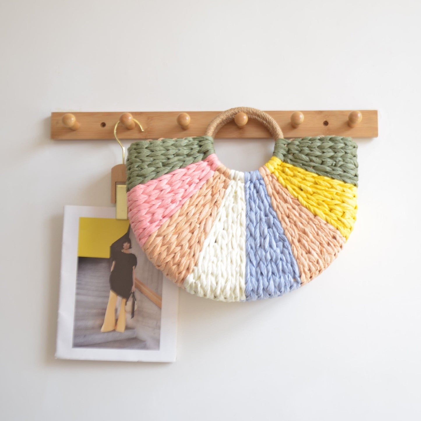Personalized Vintage Paper-woven Bag Semicircular Travel Tote With Large Capacity