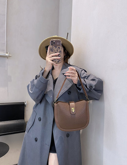 Minimalist Fashion Light Luxury Saddle Bag Genuine Leather Handbag Versatile Handheld Cowhide Shoulder Crossbody Bag Underarm Bag