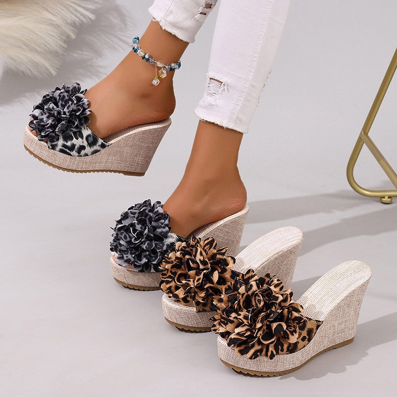 Women's Slippers Foreign Trade Strappy Thick-Soled Wedge Heel Plus-Size Sandals