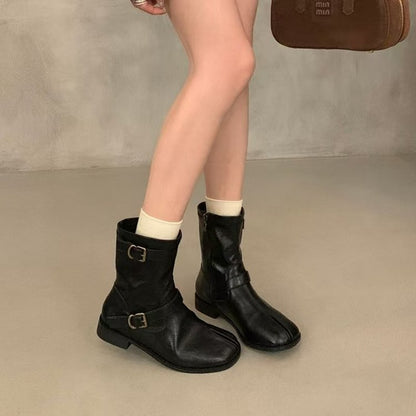Women's Retro British Style Belt Buckle Martin Boots, New 2026 Autumn & Winter Niche Design Fake Split Toe Slim-Fit Boots
