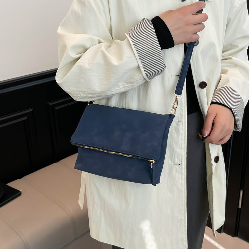 Urban Minimalist Envelope-Style Flap Saddle In PU Leather Crossbody Shoulder Bag
