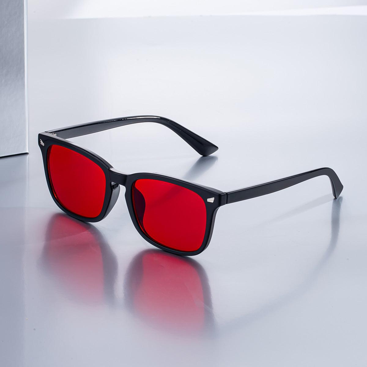 2026 New Style Sleep Glasses Square Frame Sunglasses For Men, Personalized Anti-Blue Light Color-Changing Red Lenses, Outdoor Sun Protection Sunglasses For Men