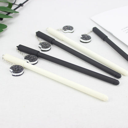Popular Black and White Pendant Gel Pen
