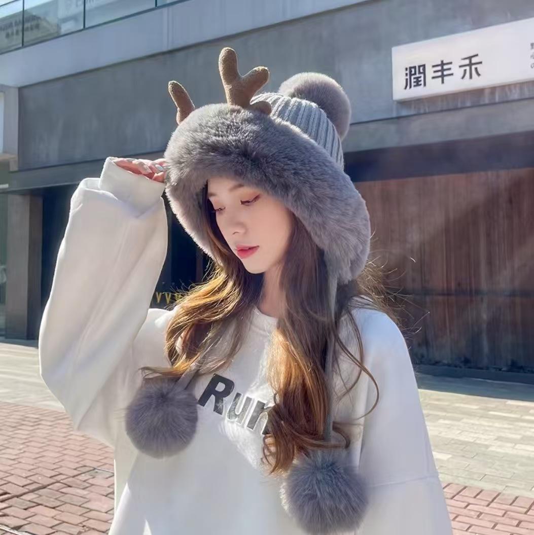 Womens Plush Antler Pom-Pom Christmas Hat