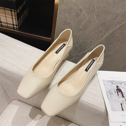 Chunky Heel Shallow Mouth Commuter Pumps