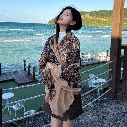 Womens New Fashionable Sun-Protective Scarf With Print