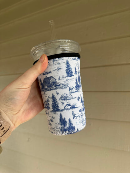 Western Barn Toile Coffee Sleeve | Reusable Neoprene Iced Coffee Cup Cover (16–24oz)