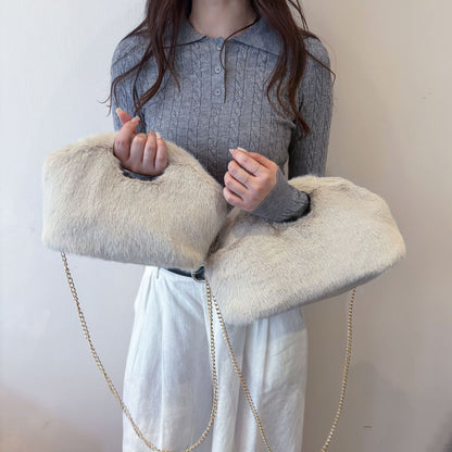 Clutch Handbag With A Chain Can Be Worn Crossbody