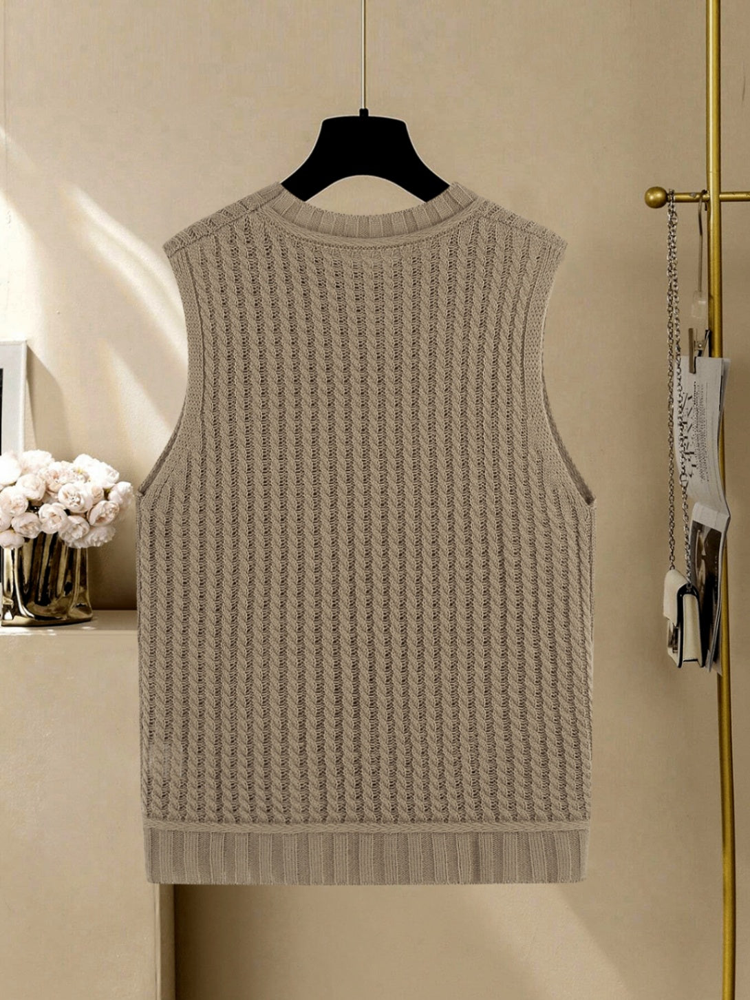 Women Sleeveless Cable Knit Sweater Vest Crew Neck Solid Acrylic Knit Tank Top