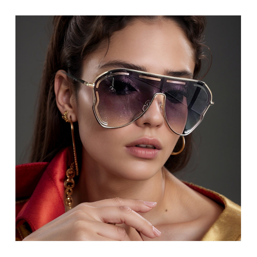 New European And American-style One-piece Oversized Frog-shaped Sunglasses