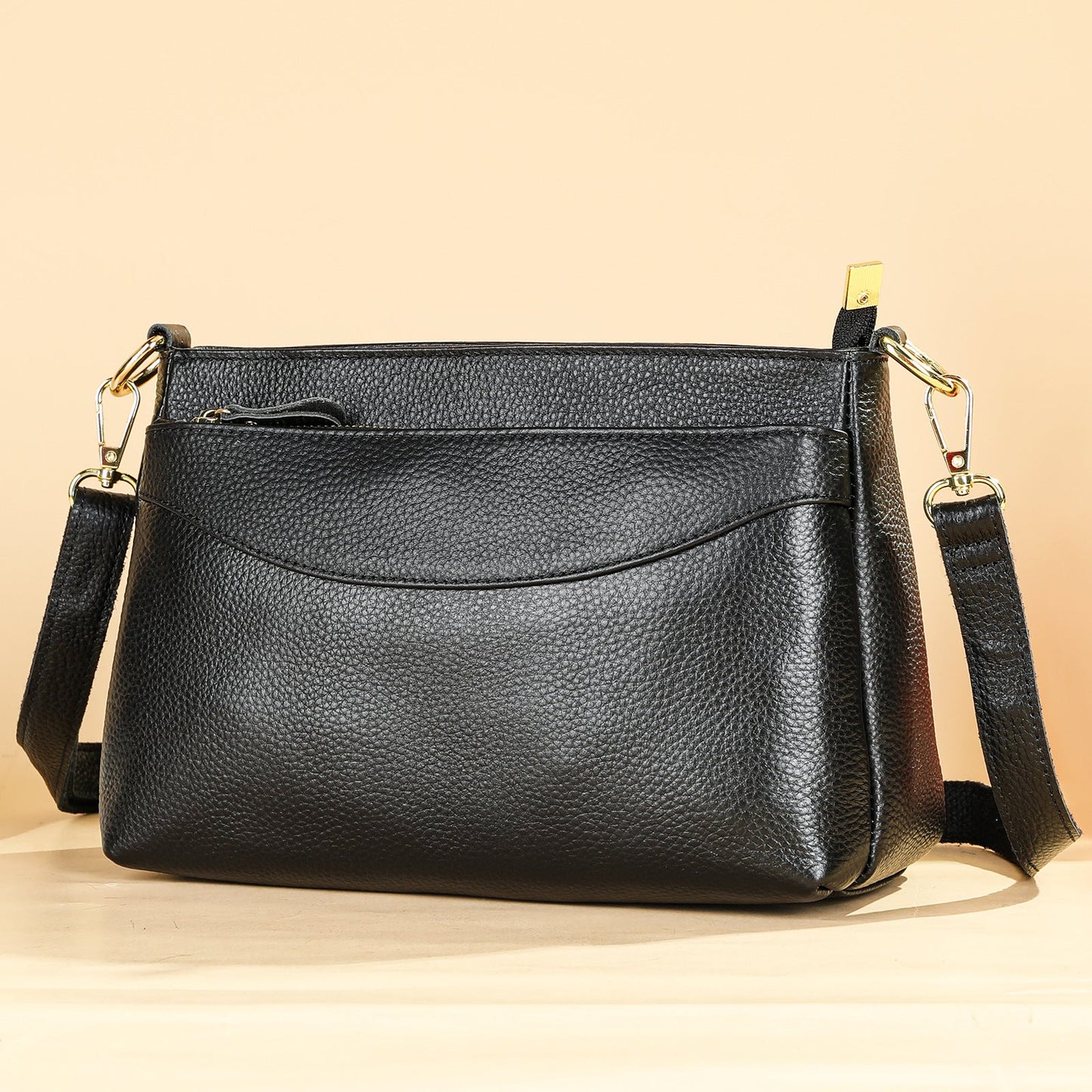 Womens Fashionable Casual Crossbody Bag Made Of Full-Grain Leather