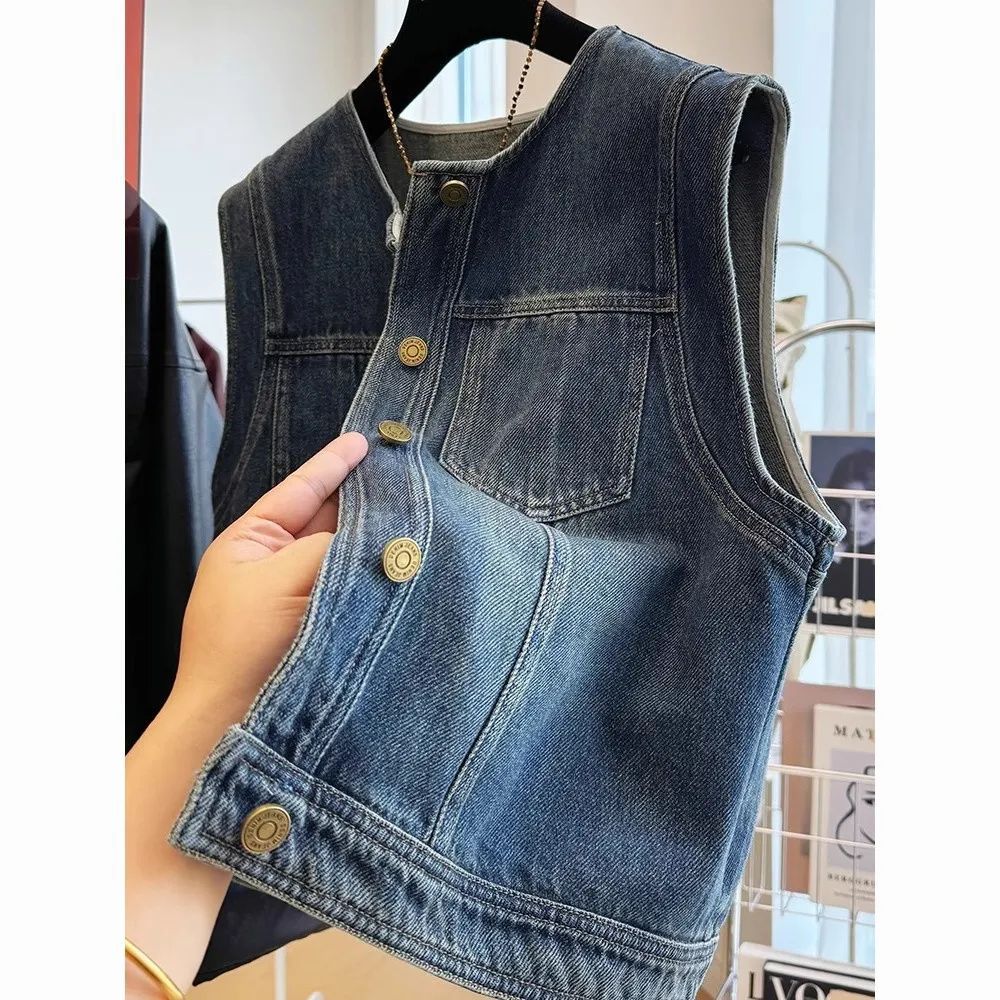 Round-neck Loose-fit Figure-flattering Denim Vest Jacket