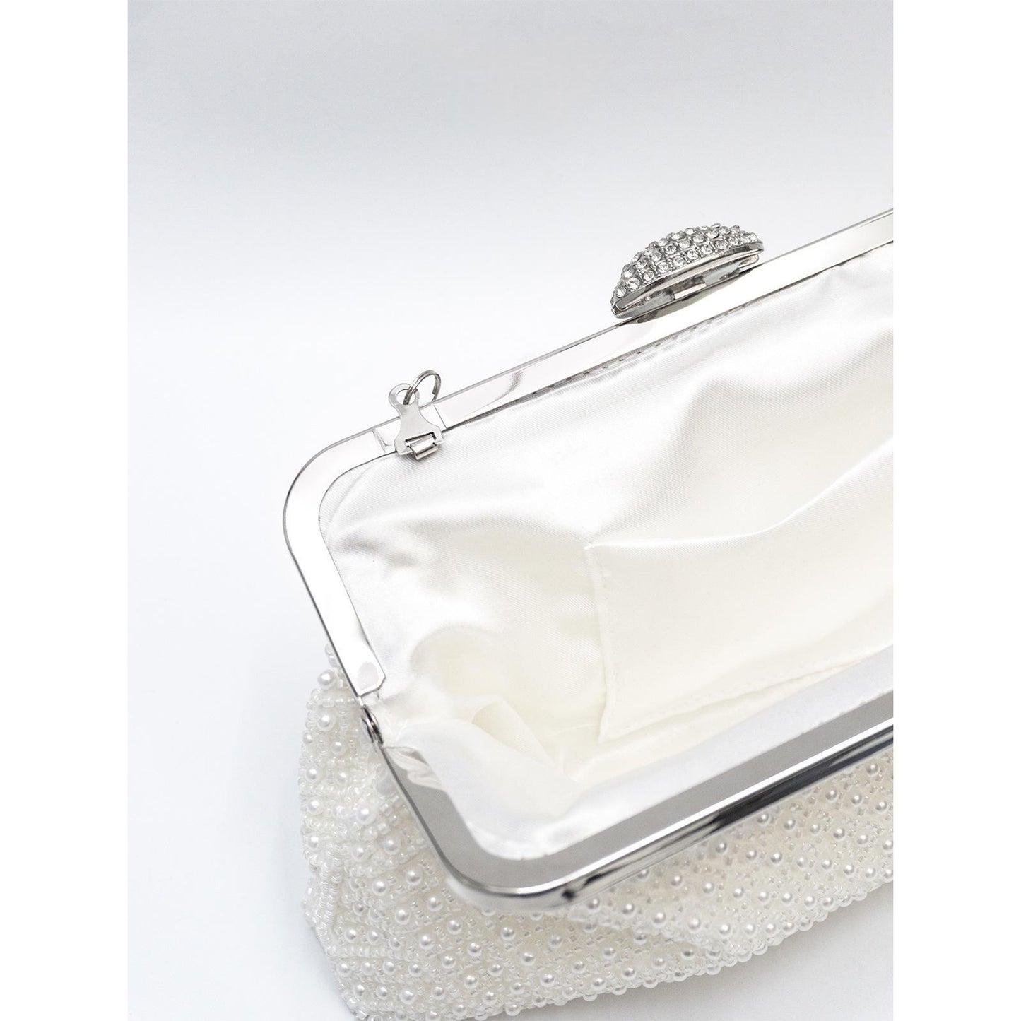 Solid-color Fine-bead New Clutch Bag
