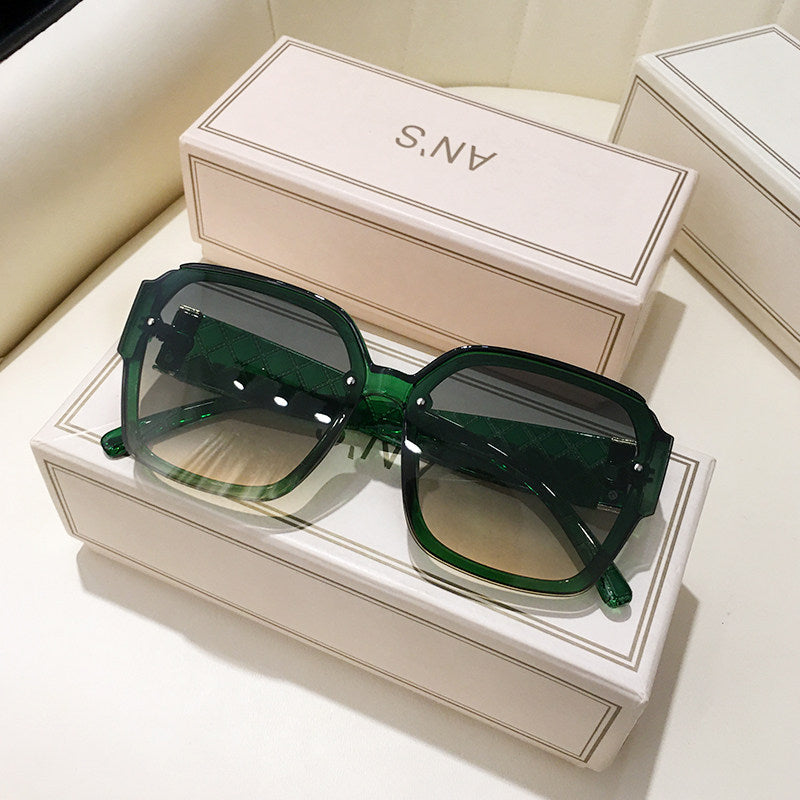 Large-frame UV-protection Classic Sunglasses