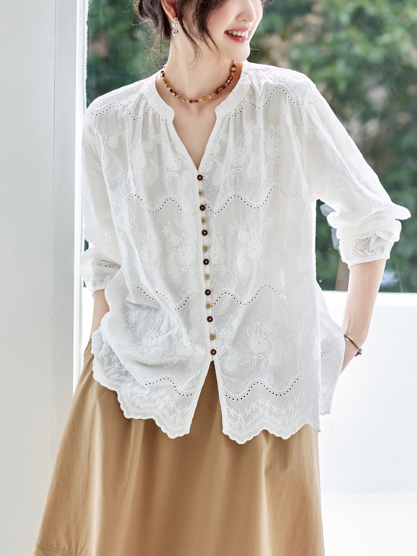 White Blouse Womens Long-sleeve Embroidered Top In Traditional Chinese Style