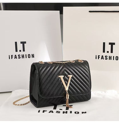 A New Trendy Women's Bag With A Striped Body And Floral Design, A V-shaped Tassel Decorated Crossbody Bag