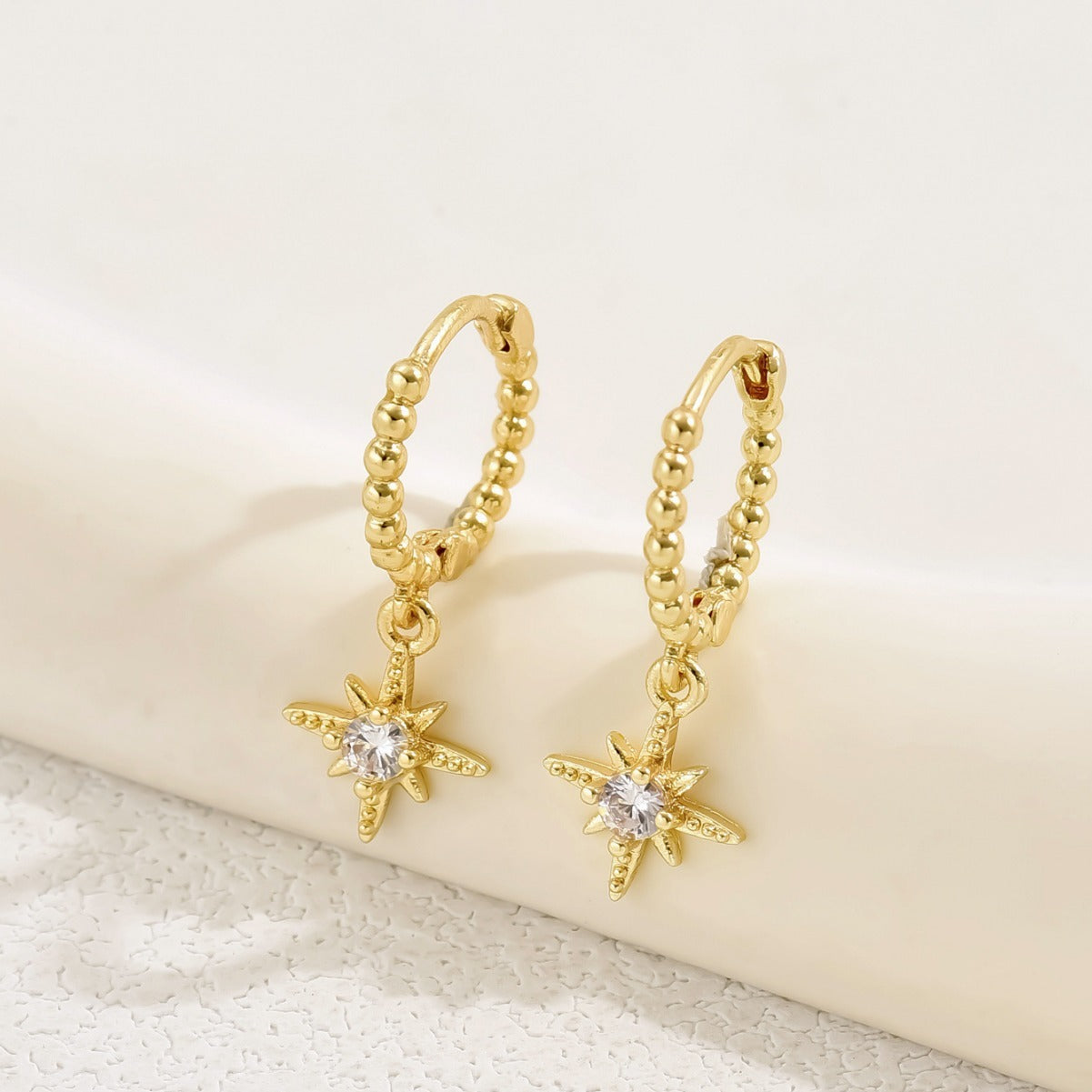 18K Eight Awn Star Stud Earrings