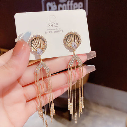 Light Luxury Pearl Earrings