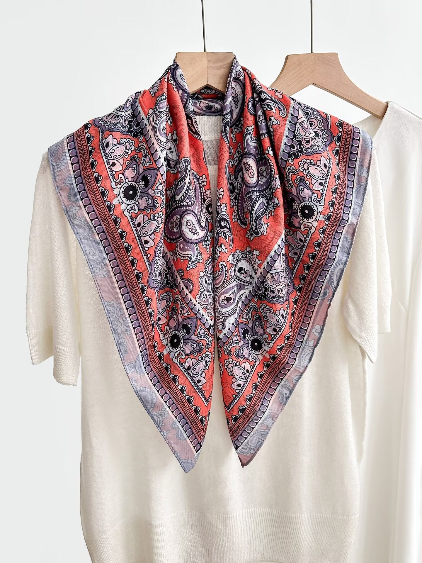 Women's Vintage High-end Outer Silk Scarf