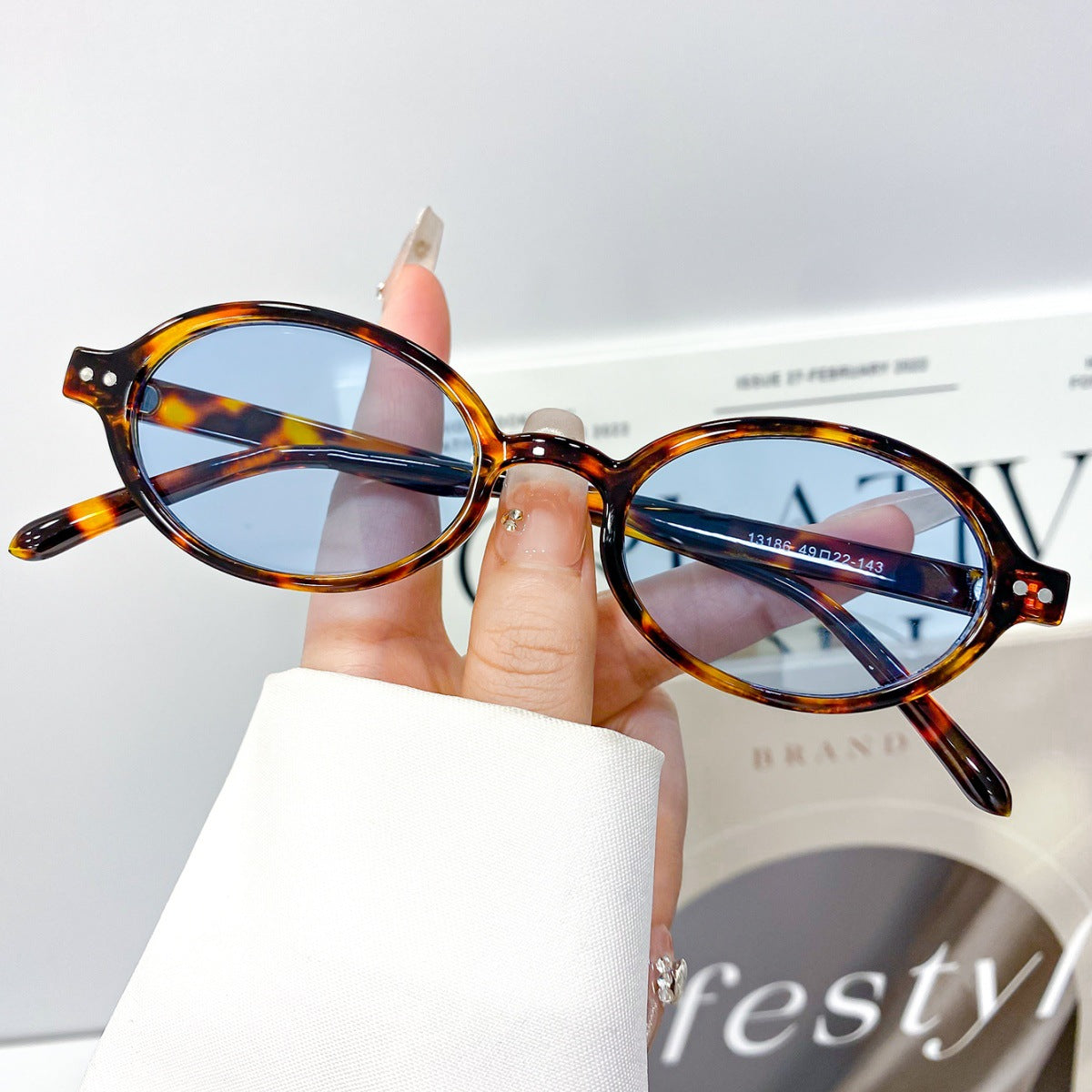 Retro Oval Fashion Glasses For Men And Women