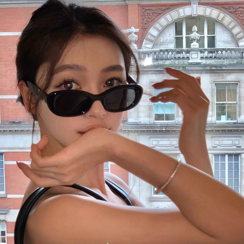Fashionable Retro Sunglasses For Men And Women