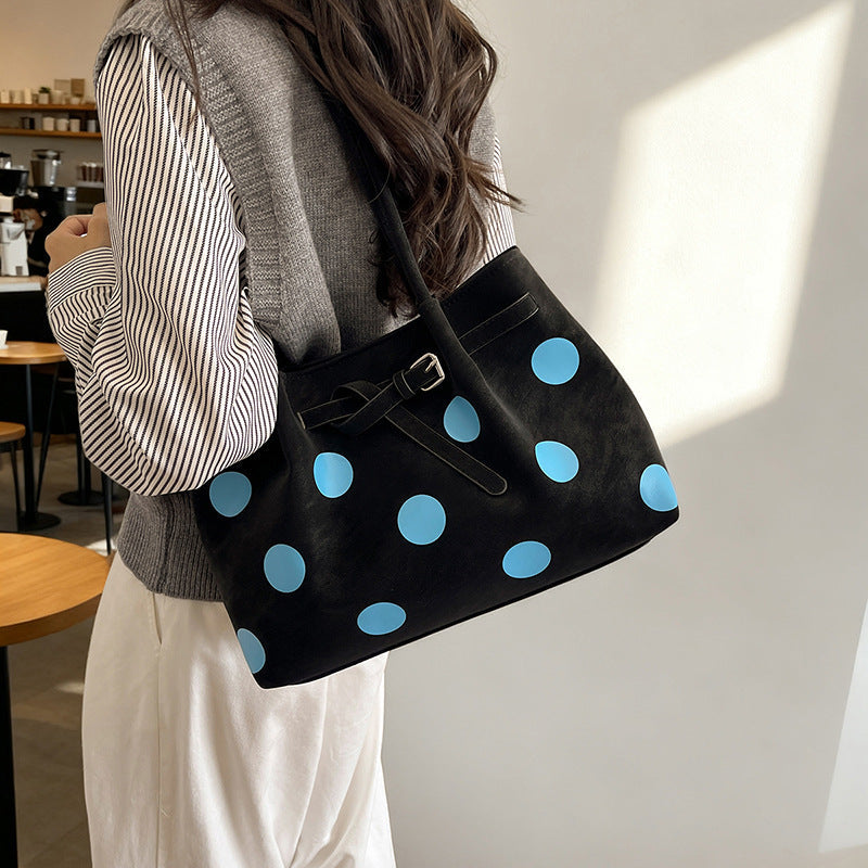 Sleek Stylish High-capacity Shoulder Bag
