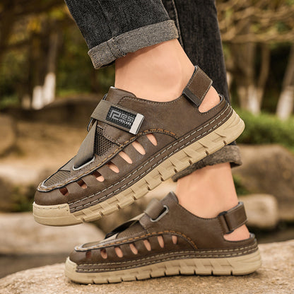 Trendy Outdoor Men's Closed Toe Beach Sandals, Hollow Sweat-Wicking Breathable Slip-On Soft Sole Clogs For Summer