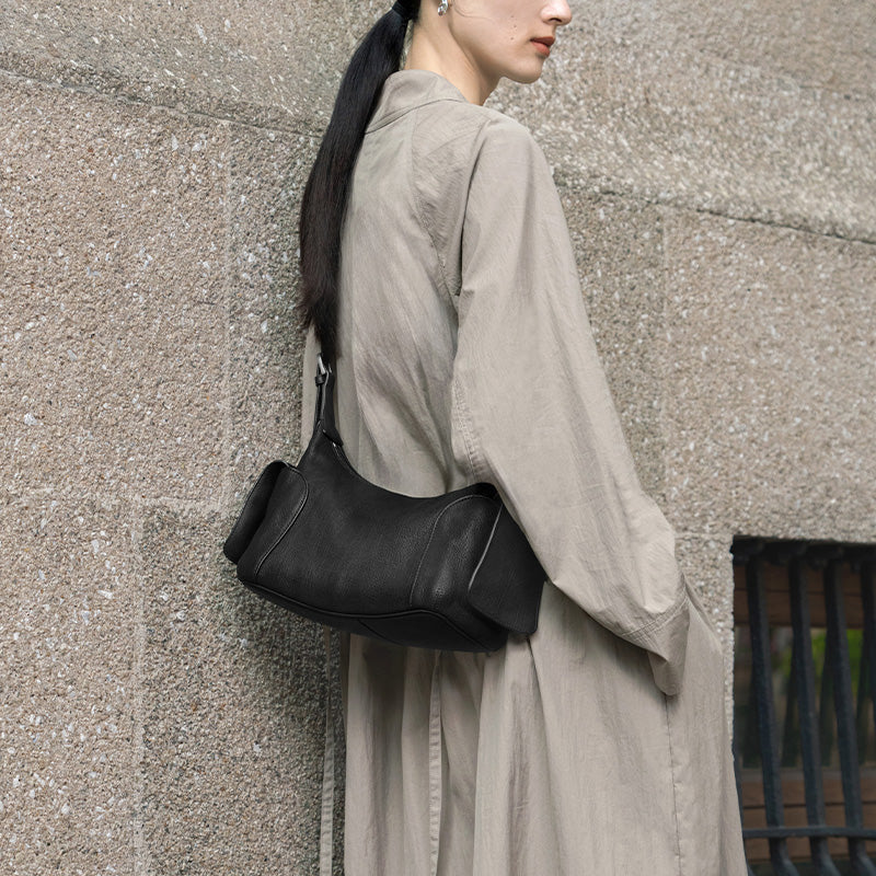 Vegetable-Tanned Full-Grain Leather Crossbody Shoulder Bag
