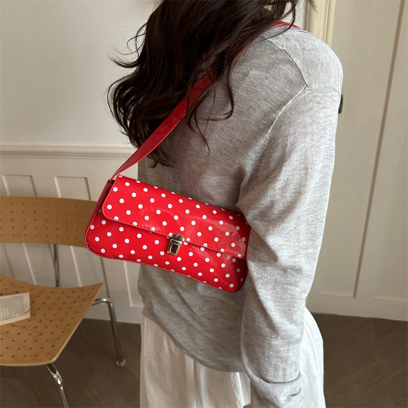 Large-Capacity Fashionable Retro Casual Womens Shoulder Bag