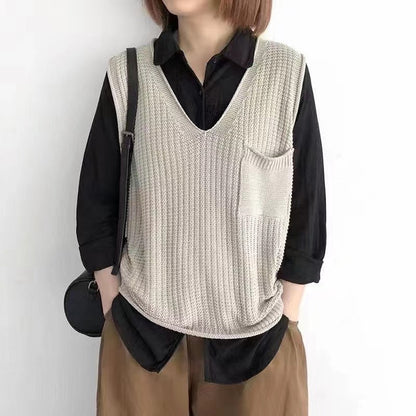 Simple V-neck Artistic Knit Vest