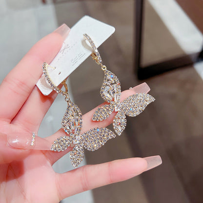 Light Luxury Pearl Earrings