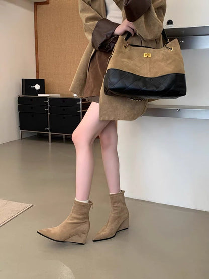 Women's European & American Style Wedge Pointed Toe Fashion Boots, New Summer Arrival, Elegant Back Zipper Versatile Soft Leather Ankle Martin Boots