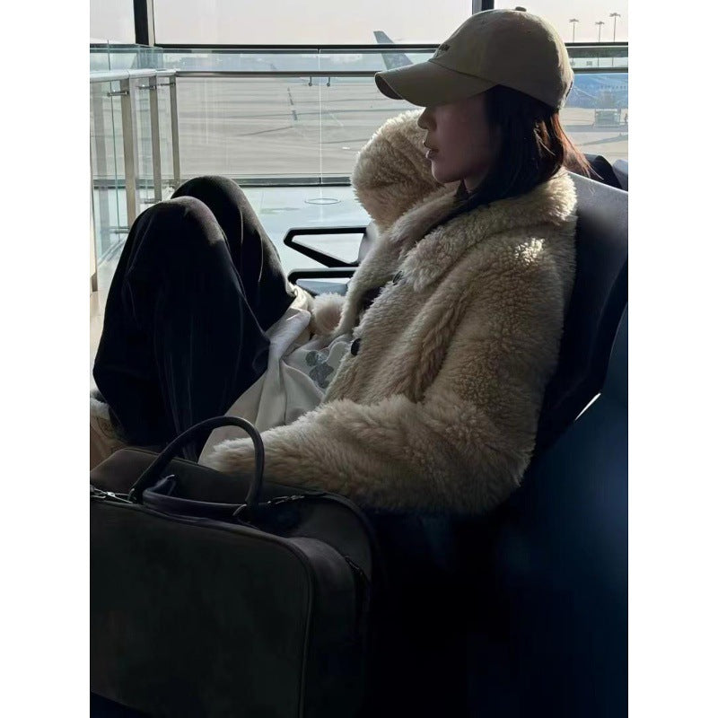 New Womens Wool Sheepskin Coat With A Lapel Collar