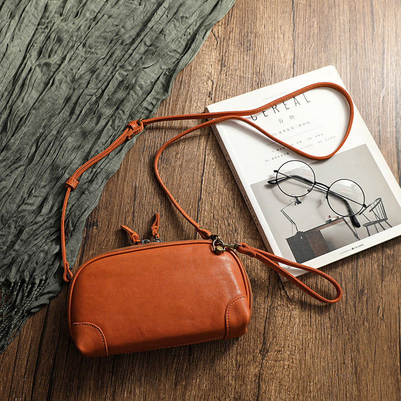 Vintage And Artistic Single-shoulder Bag Made Of Tree Bark Leather