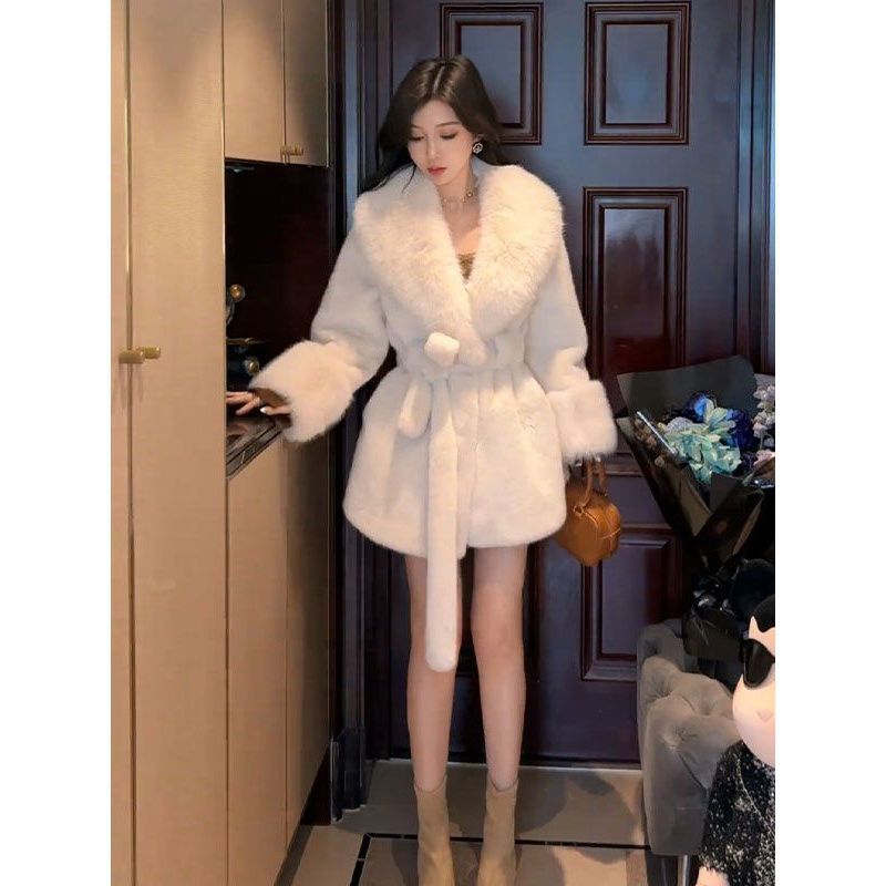 Womens Mid-Length Fur Coat With A Large Fur Collar And Tied Belt