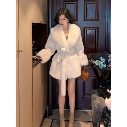 Womens Mid-Length Fur Coat With A Large Fur Collar And Tied Belt
