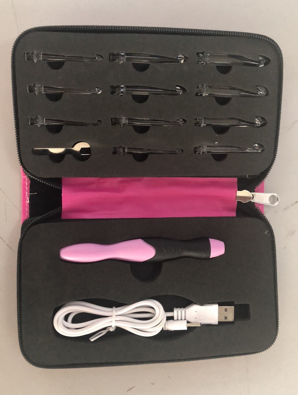 Rechargeable Light Crochet Hook, Interchangeable Needle Set