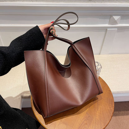 Large-capacity Retro Womens New Single-shoulder Bag