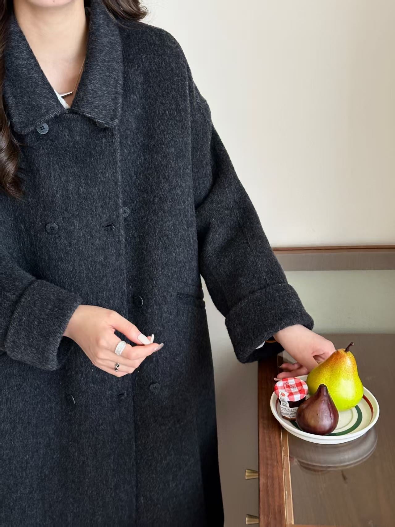 Peter Pan Collar Double-breasted Double-faced Wool Coat