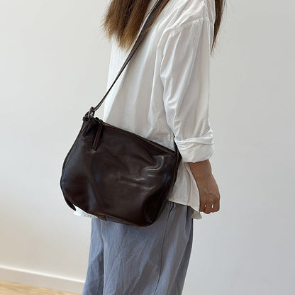 Vegetable-Tanned Leather Casual-Style Shoulder Bucket Crossbody Bag