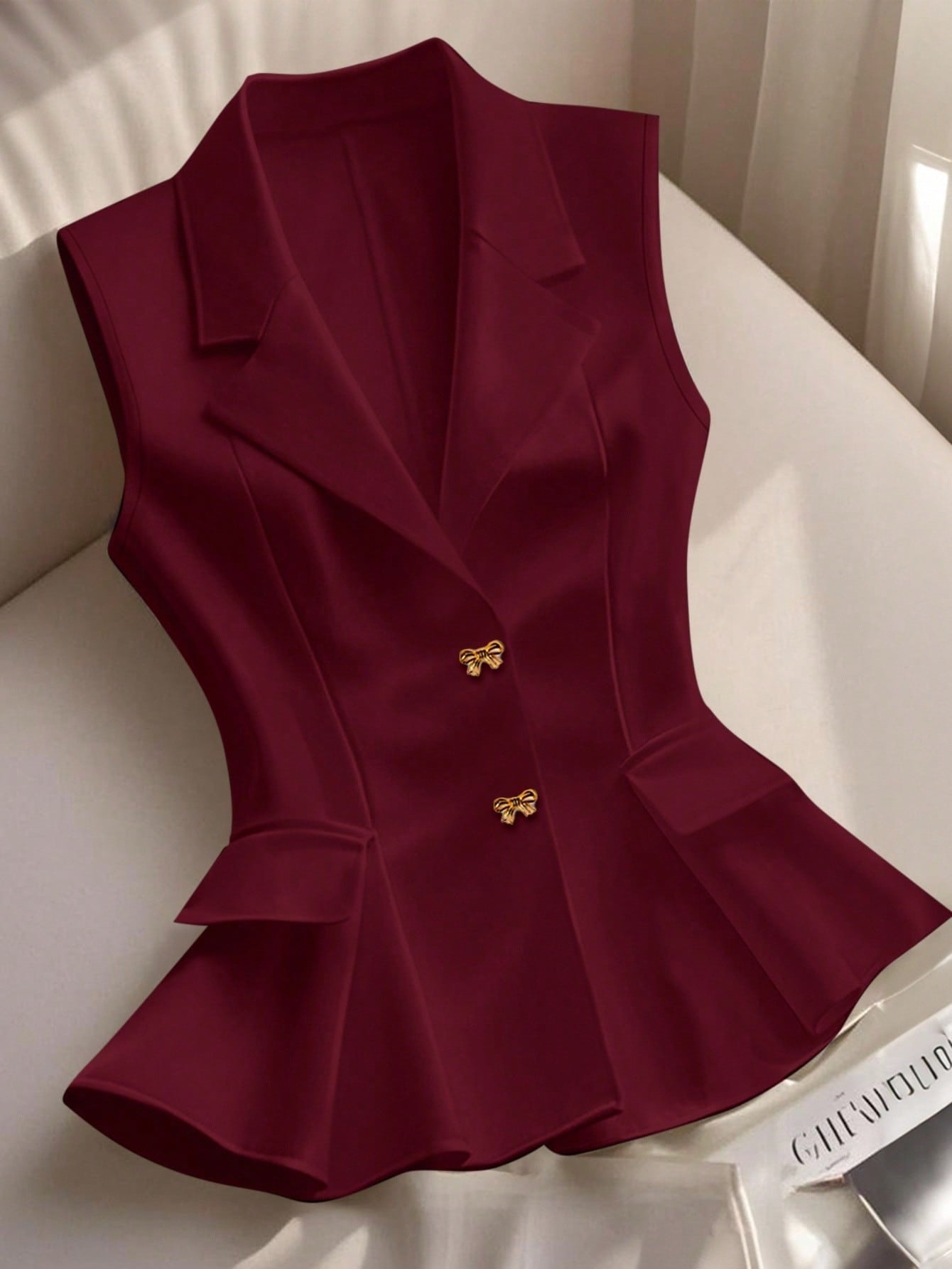 Waist-cinching Ruffled Hem Elegant Commuter Outer Vest