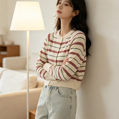 Womens Elegant Contrasting-Color Striped Sweater